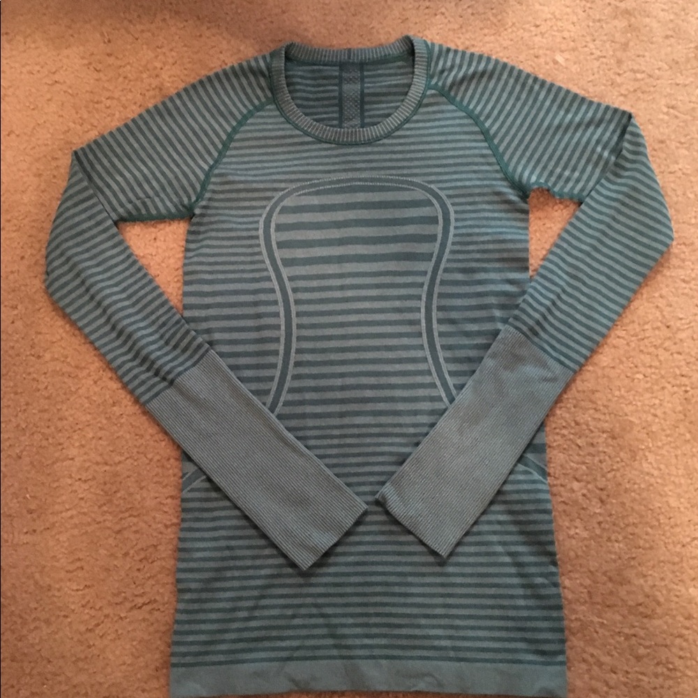 Lululemon size 4 swiftly tech long sleeve teal